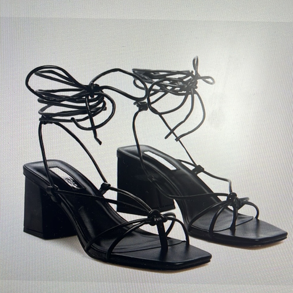 Block Heels - Picture 5 of 6